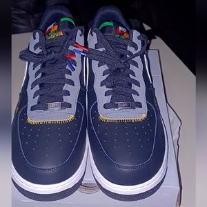 AF1  live together  play together  (peace) sneaker